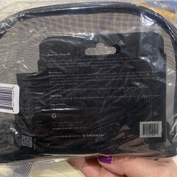 💕NEW!!! MOXIELASH MAGNETIC EYELASH KIT💕 - Picture 2 of 6